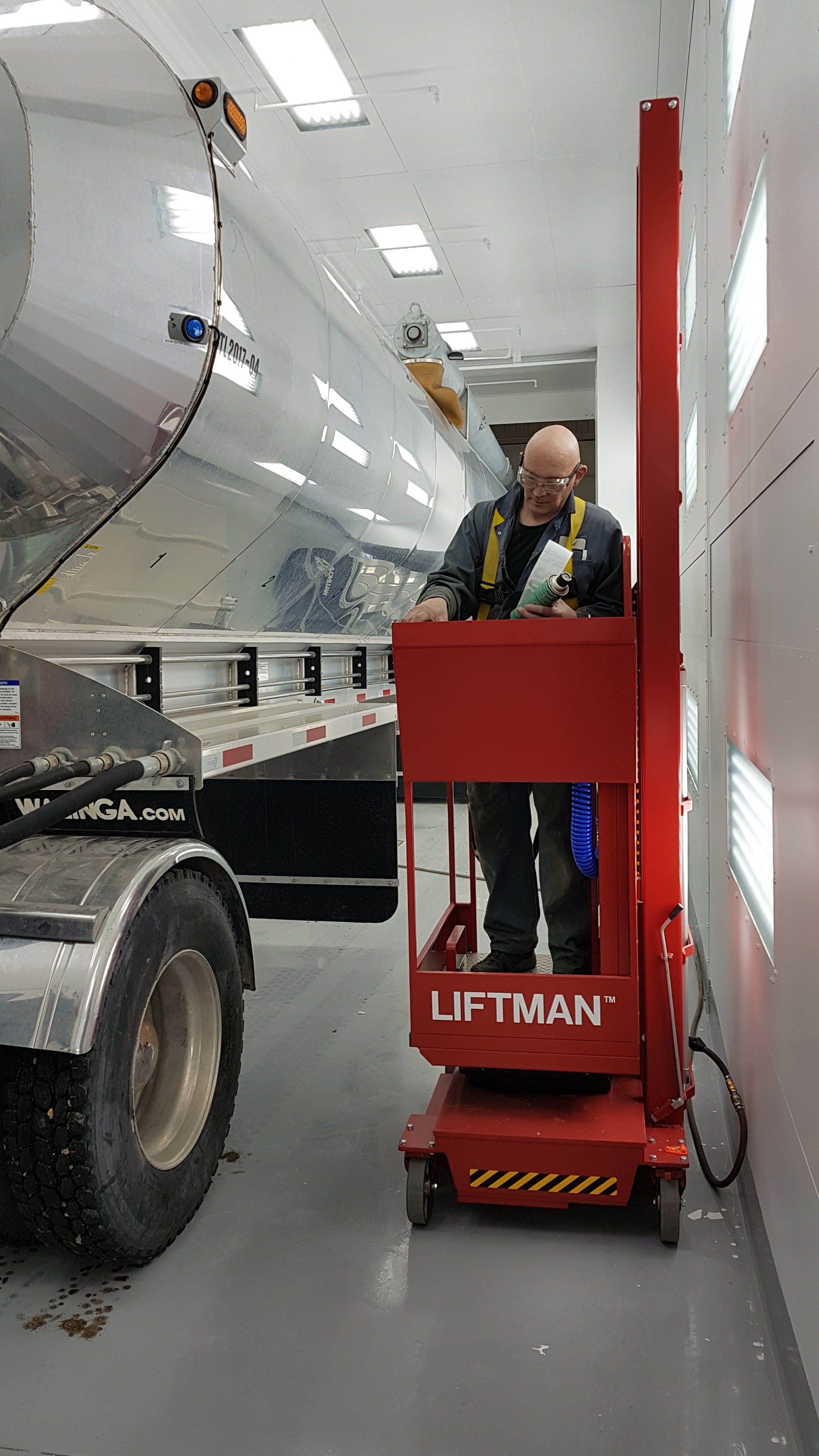 Liftman in preperation booth
